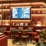 Novotel Centre Bord De Loire 4*