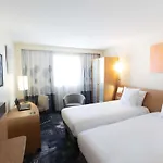 Novotel Centre Bord De Loire Hotel 4*