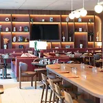Hotel Novotel Centre Bord De Loire 4*
