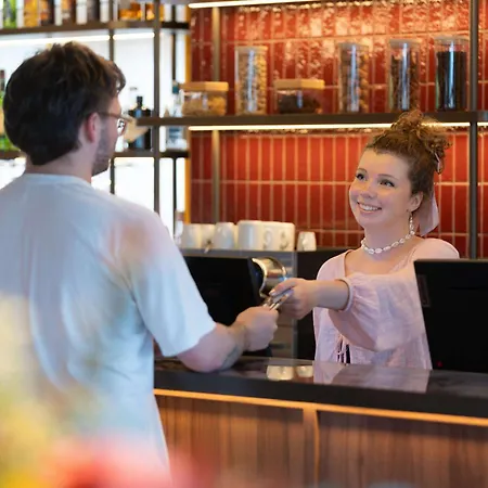 Novotel Centre Bord De Loire 4*