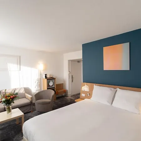 Ξενοδοχείο Novotel Centre Bord De Loire 4*