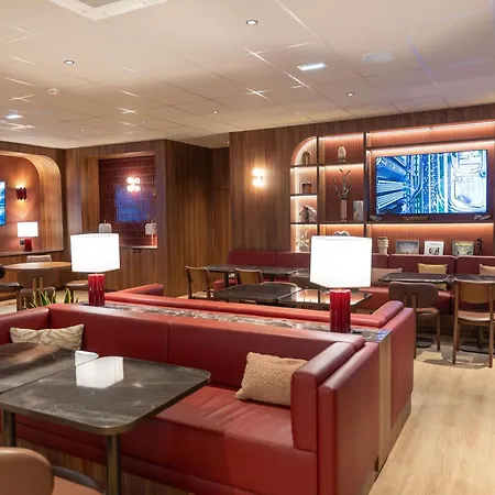 Novotel Centre Bord De Loire מלון נאנט