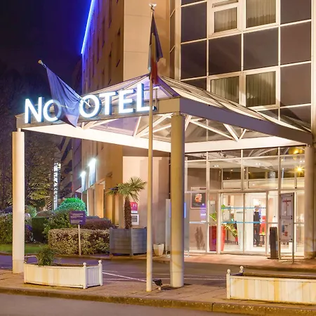 Novotel Centre Bord De Loire נאנט