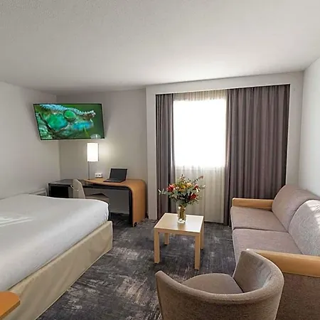 Novotel Centre Bord De Loire Szálloda 4*