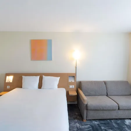 Novotel Centre Bord De Loire 4* Nantes