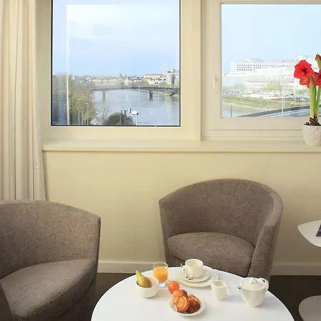 Novotel Centre Bord De Loire