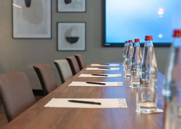 Novotel Centre Bord De Loire 4*