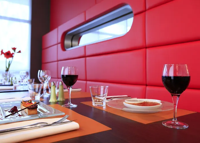 Novotel Centre Bord De Loire Hotel