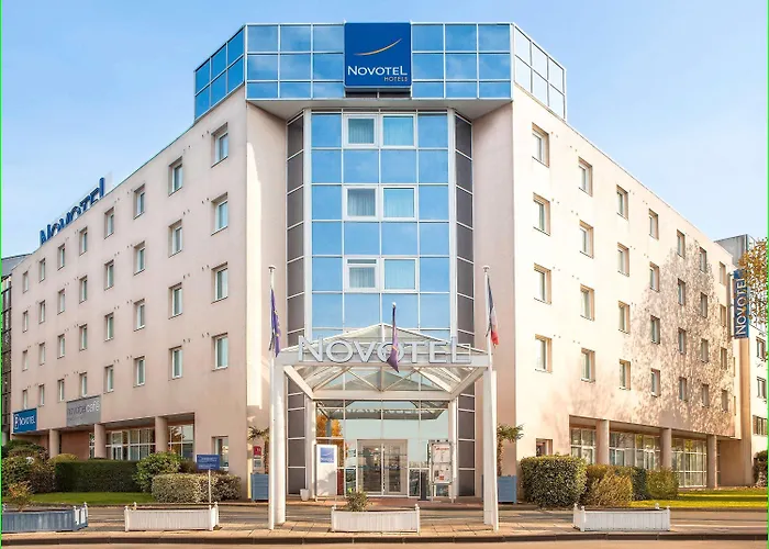 Novotel Centre Bord De Loire Hotel 4*