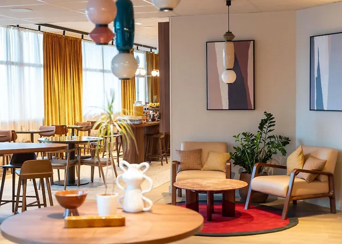 Novotel Centre Bord De Loire נאנט