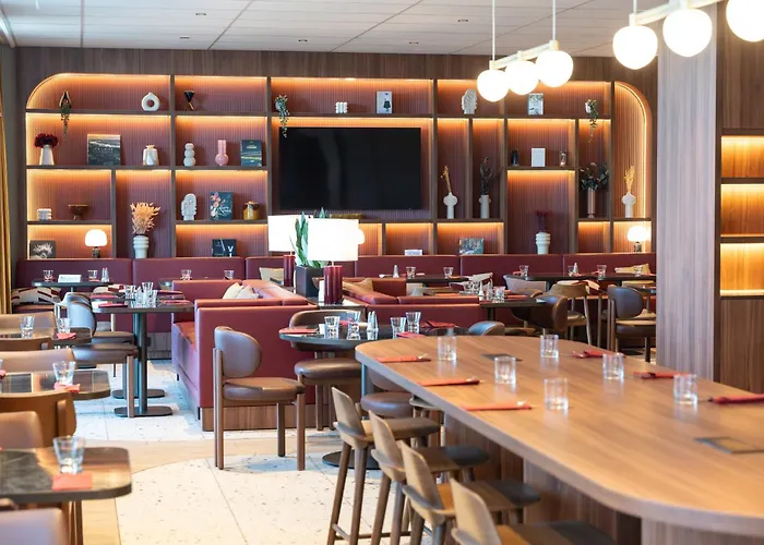 Novotel Centre Bord De Loire Hotel 4*